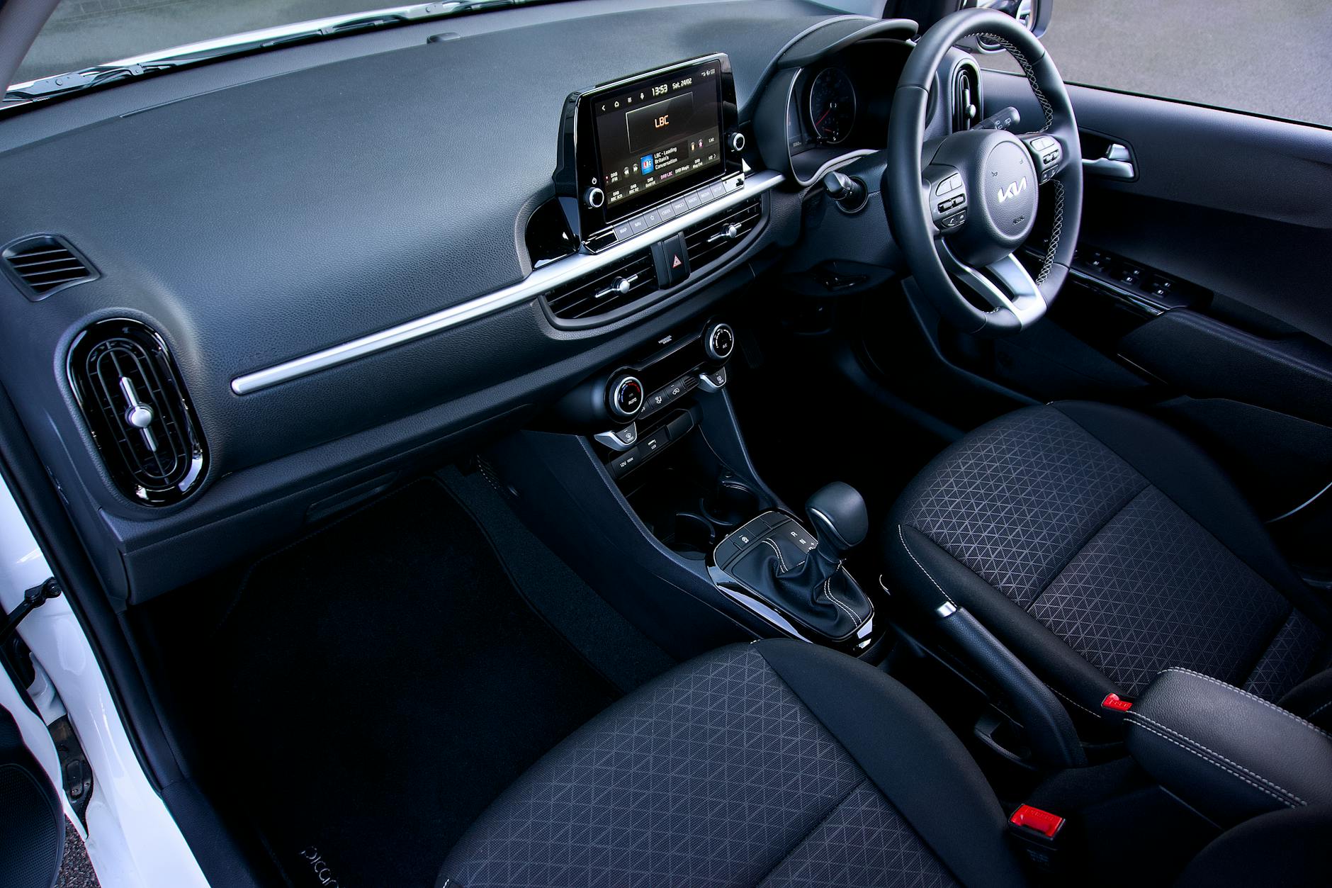 Giới Thiệu Về Ô Tô Kia: Lịch Sử, Đặc Điểm Và Mẫu Xe Nổi Bật