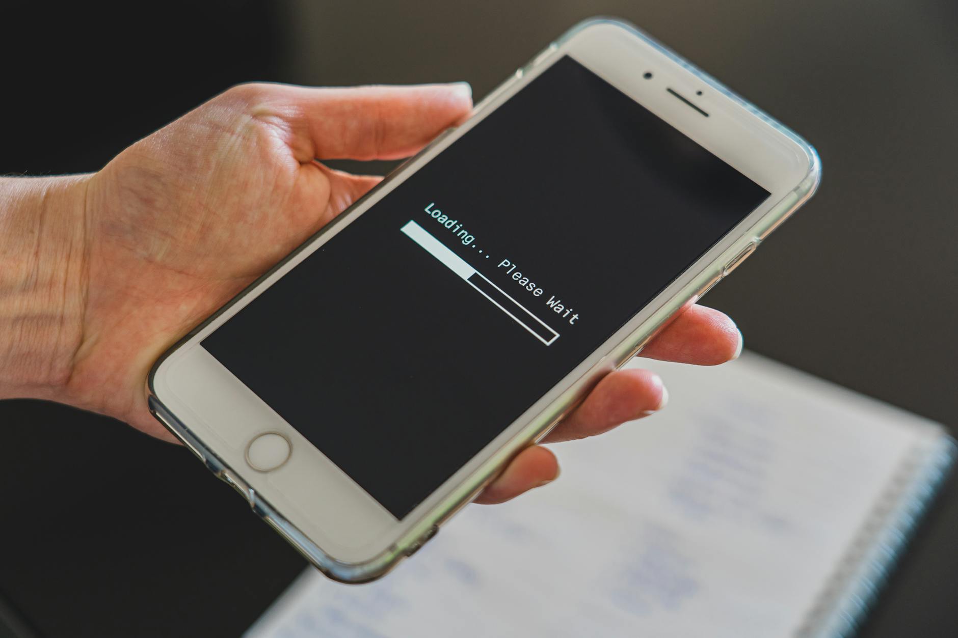 So Sánh iPhone 17 Pro Và Samsung S25 Ultra: Điểm Khác Biệt Nổi Bật